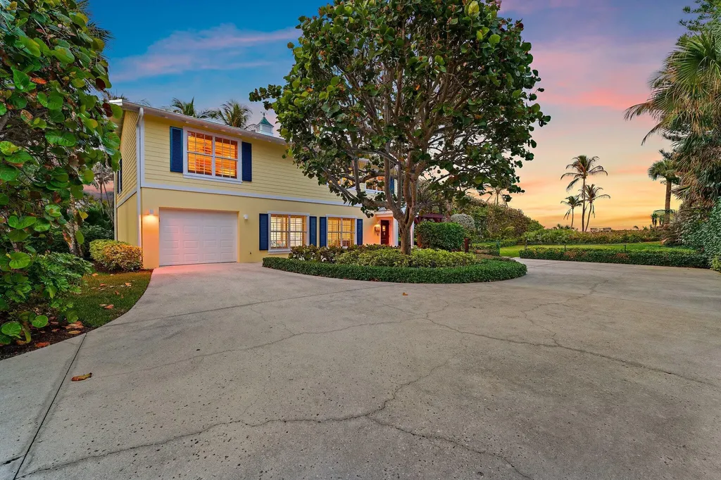 31 N Beach Road Jupiter Island FL 33455