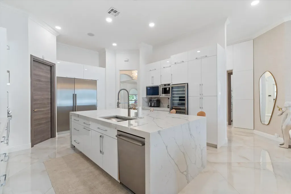 10424 NW 59th Place Parkland FL 33076