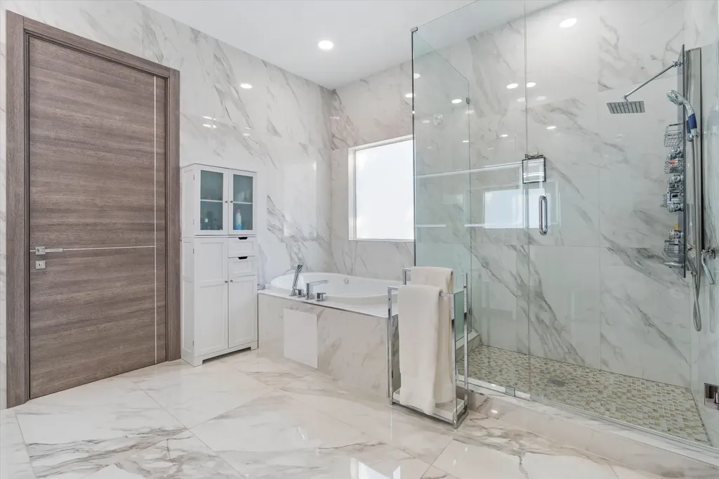 10424 NW 59th Place Parkland FL 33076