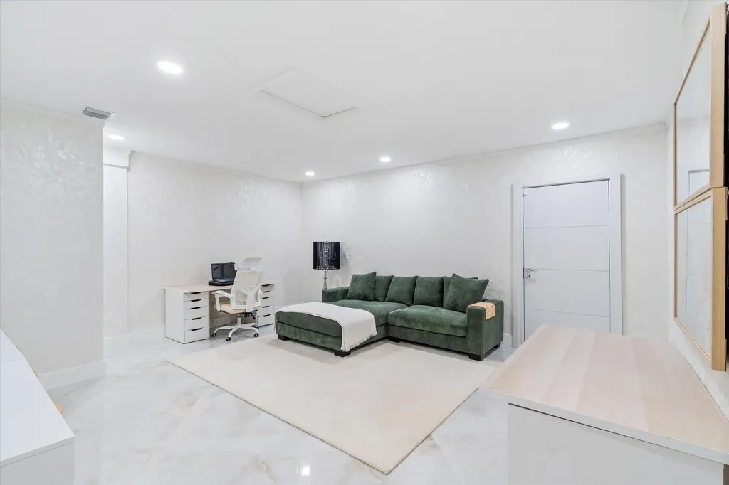 10424 NW 59th Place Parkland FL 33076