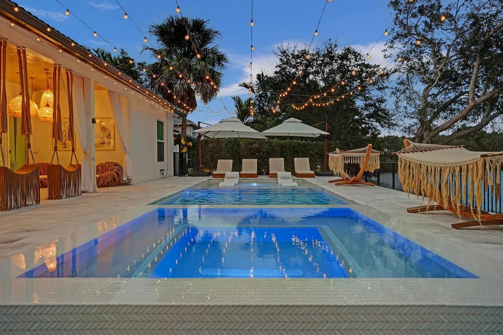 10424 NW 59th Place Parkland FL 33076