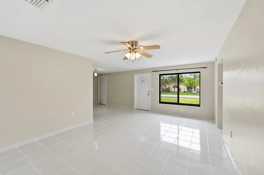 2141 NW 73rd Avenue Sunrise FL 33313