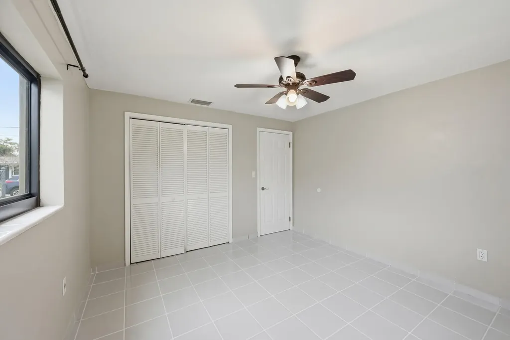 2141 NW 73rd Avenue Sunrise FL 33313