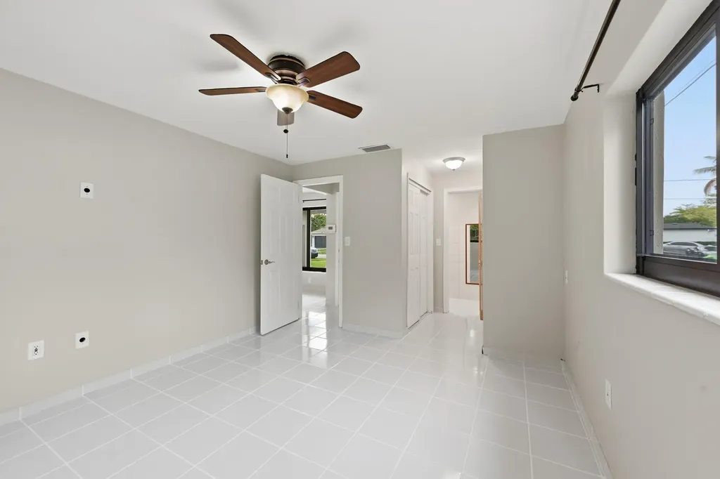 2141 NW 73rd Avenue Sunrise FL 33313