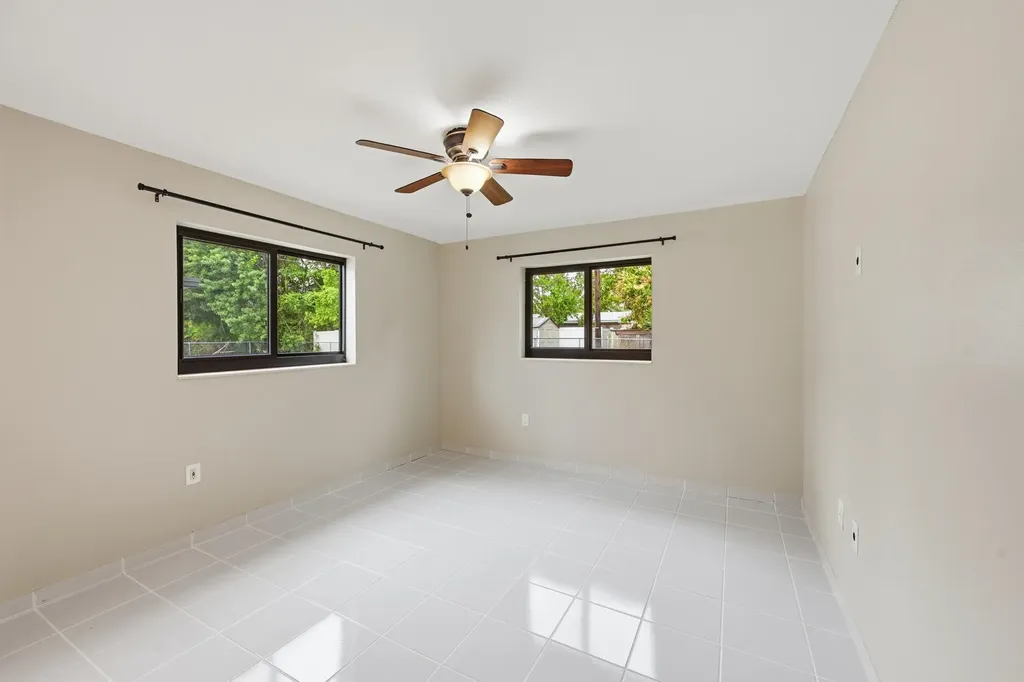 2141 NW 73rd Avenue Sunrise FL 33313
