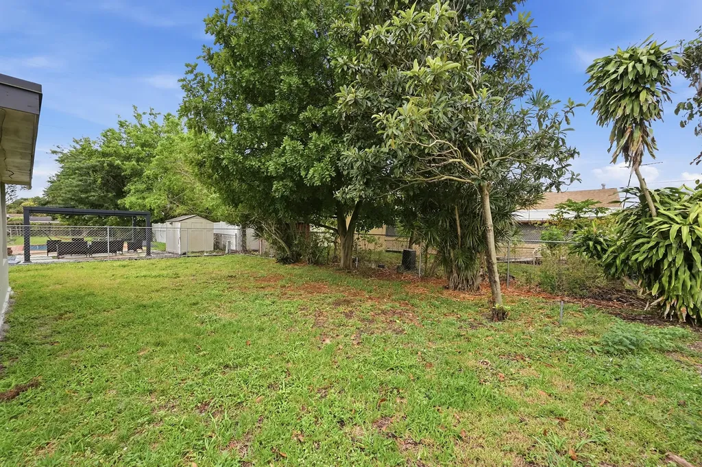 2141 NW 73rd Avenue Sunrise FL 33313