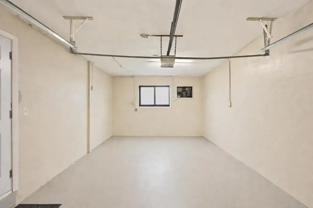 2141 NW 73rd Avenue Sunrise FL 33313