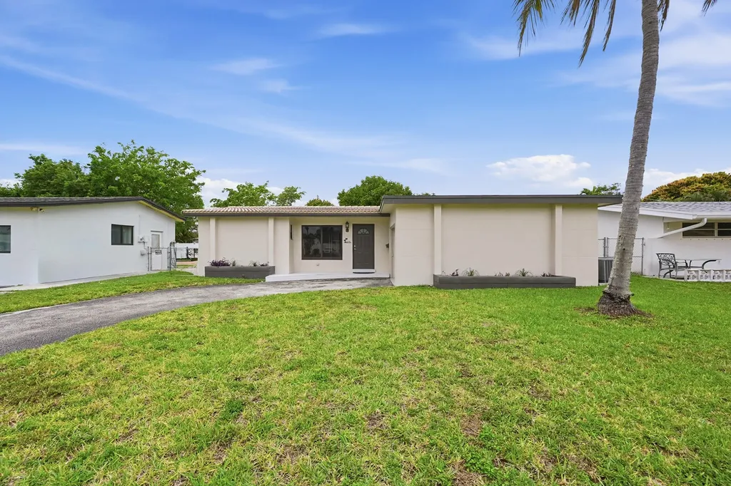 2141 NW 73rd Avenue Sunrise FL 33313