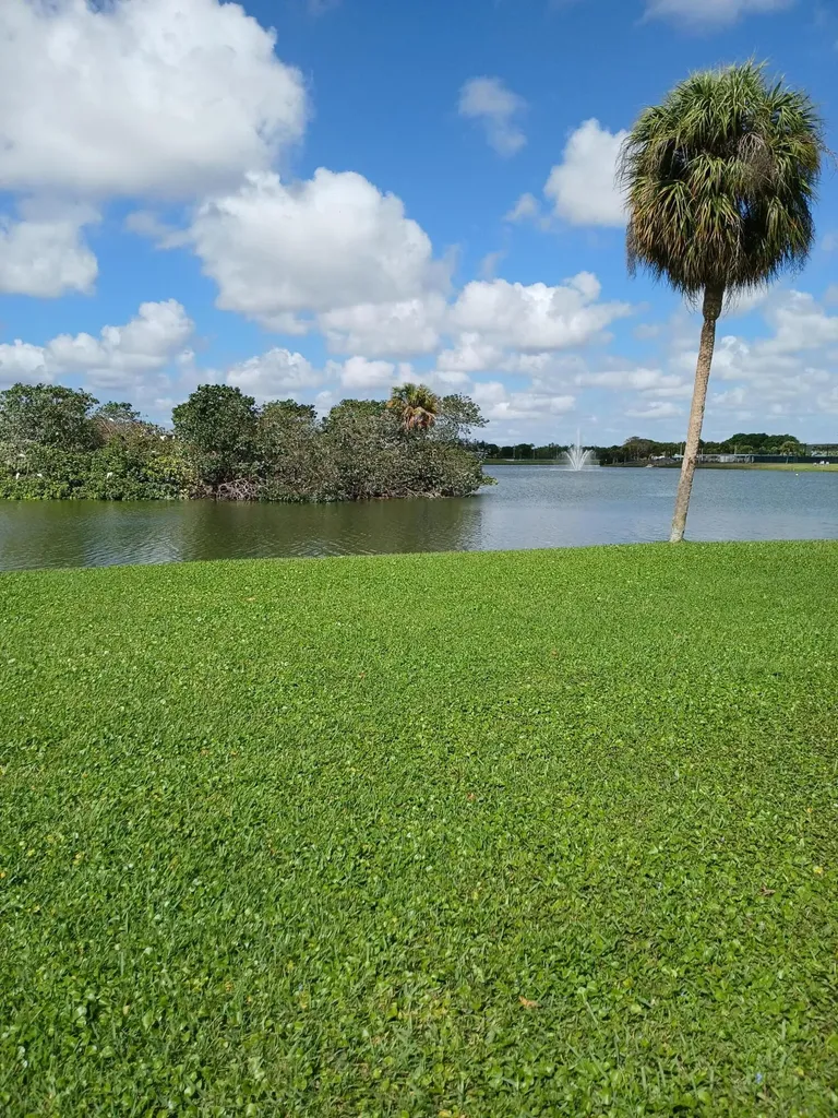 92 Seville Delray Beach FL 33446