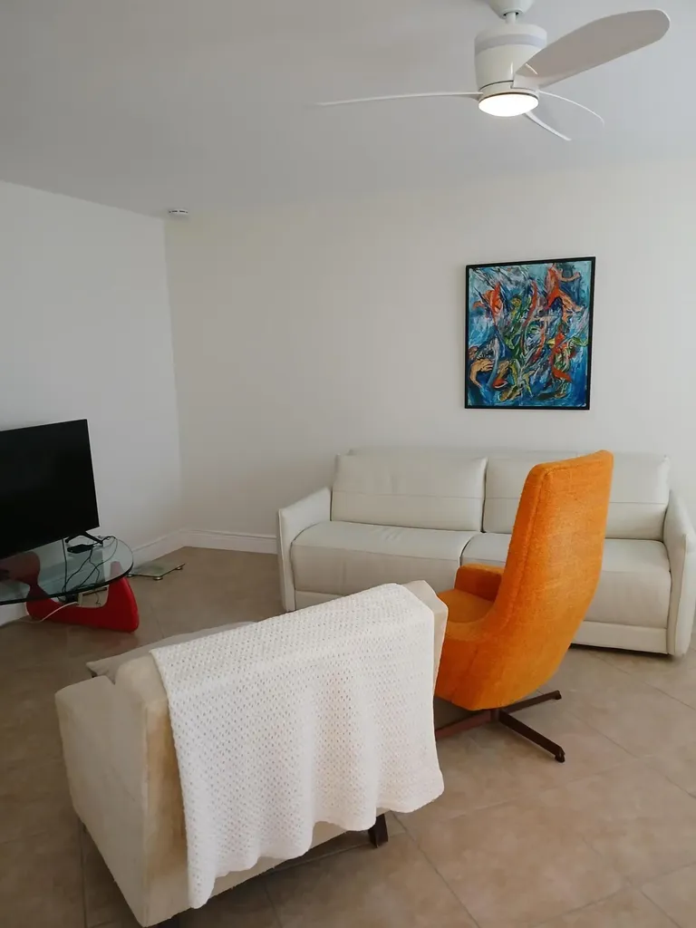 92 Seville Delray Beach FL 33446
