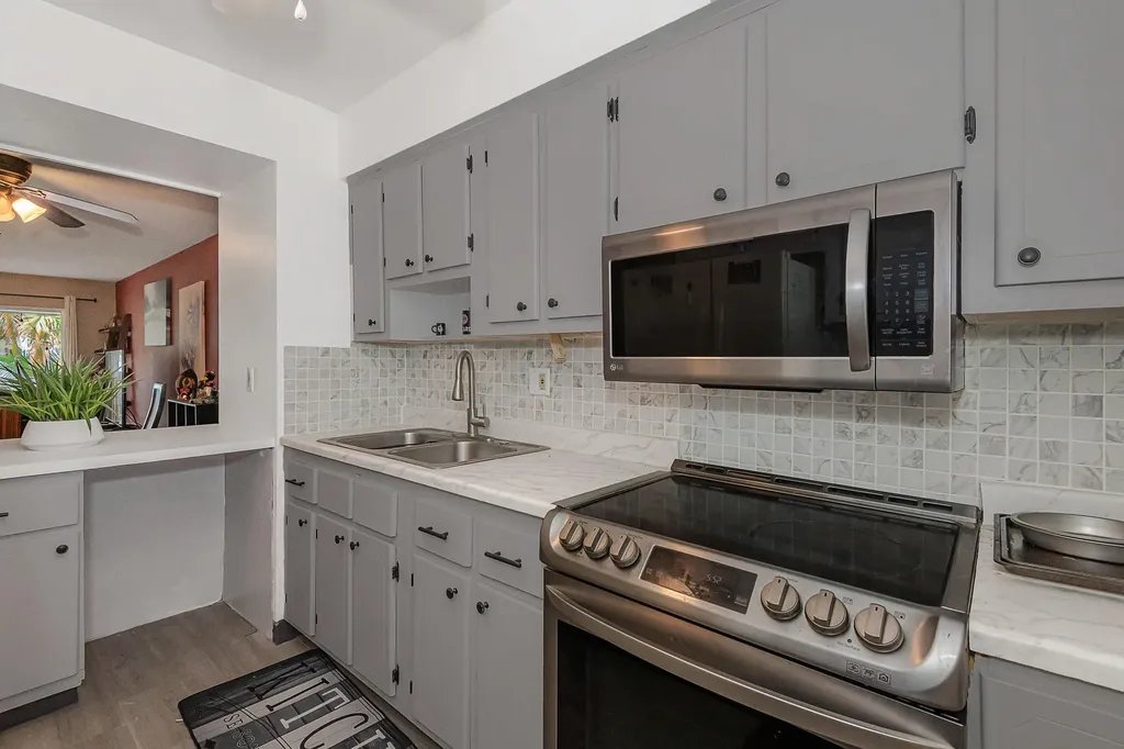 801 Pine Drive Pompano Beach FL 33060