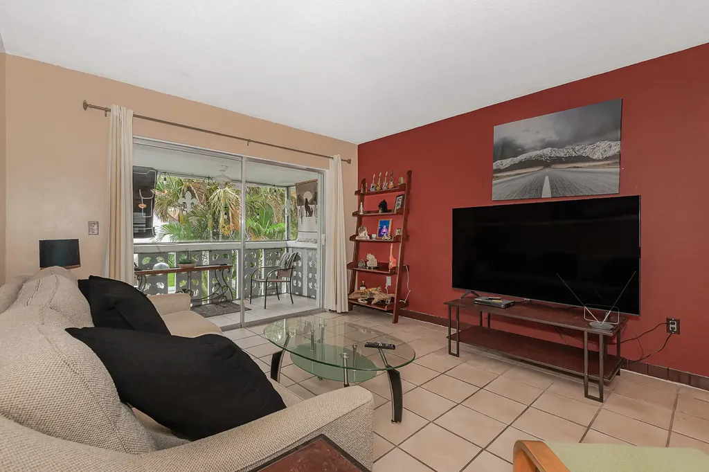 801 Pine Drive Pompano Beach FL 33060