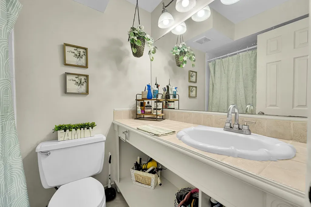 261 Wimbledon Lake Drive Plantation FL 33324