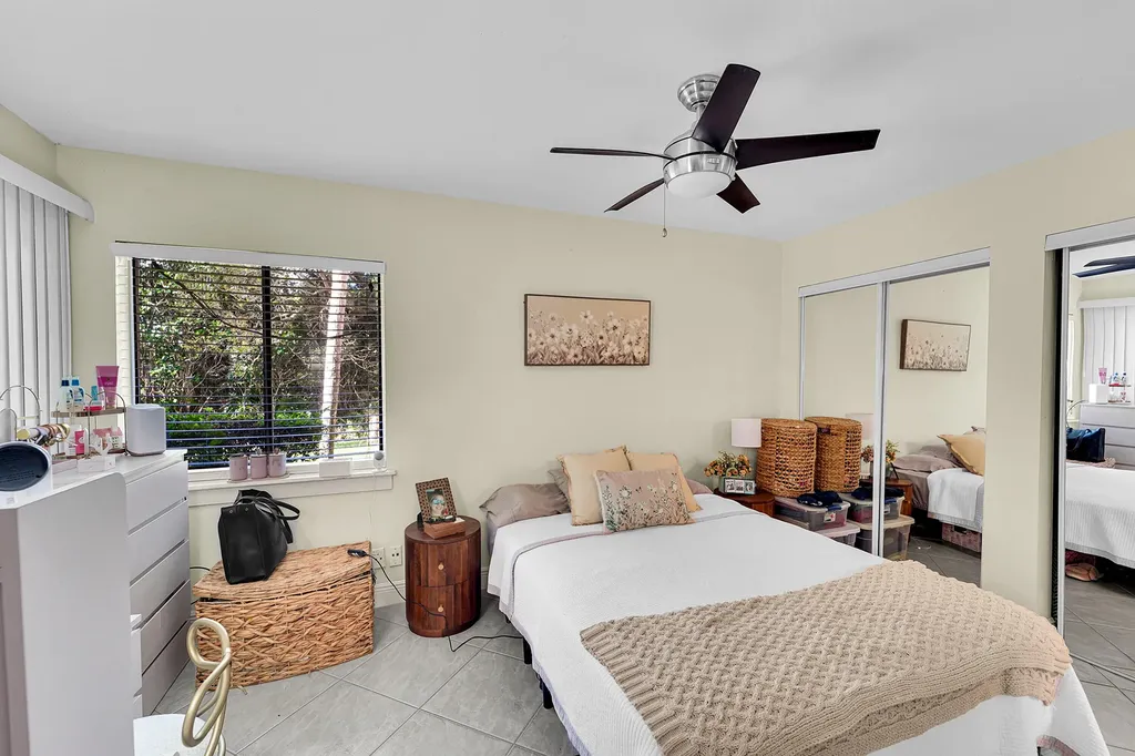 261 Wimbledon Lake Drive Plantation FL 33324