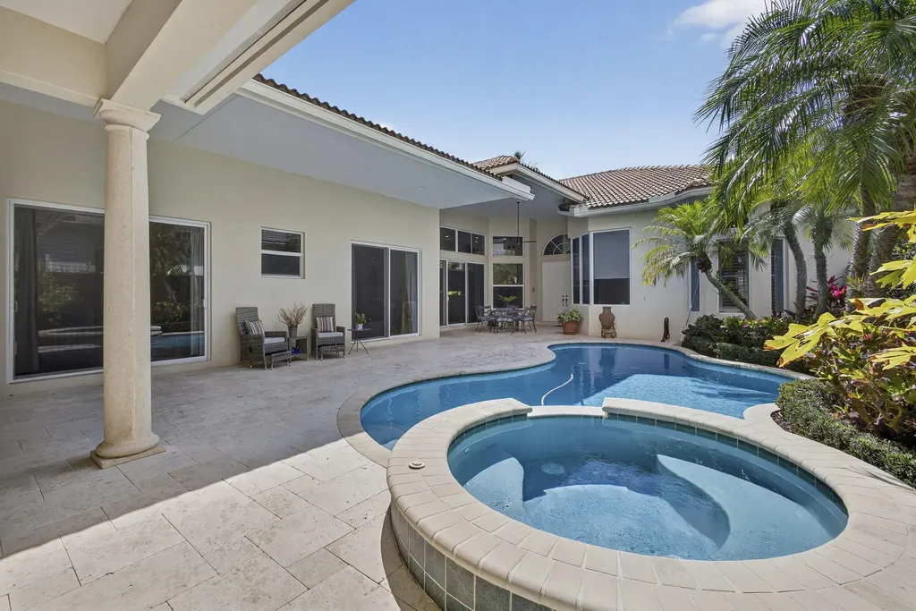 540 Les Jardin Drive Palm Beach Gardens FL 33410