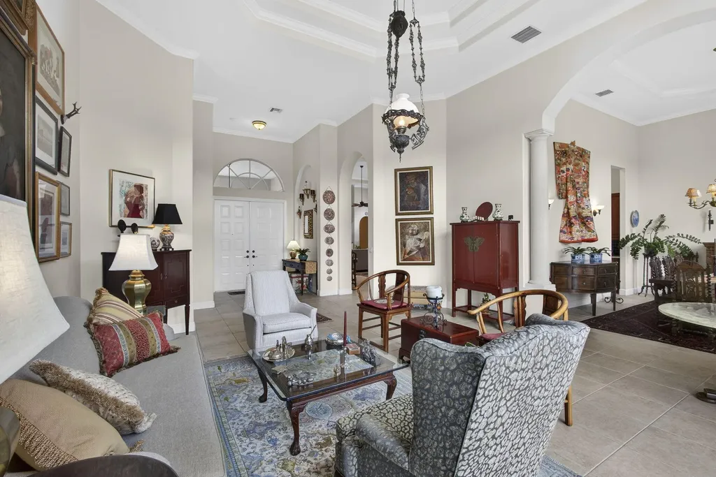 540 Les Jardin Drive Palm Beach Gardens FL 33410