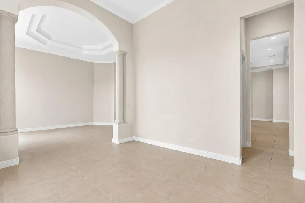 540 Les Jardin Drive Palm Beach Gardens FL 33410