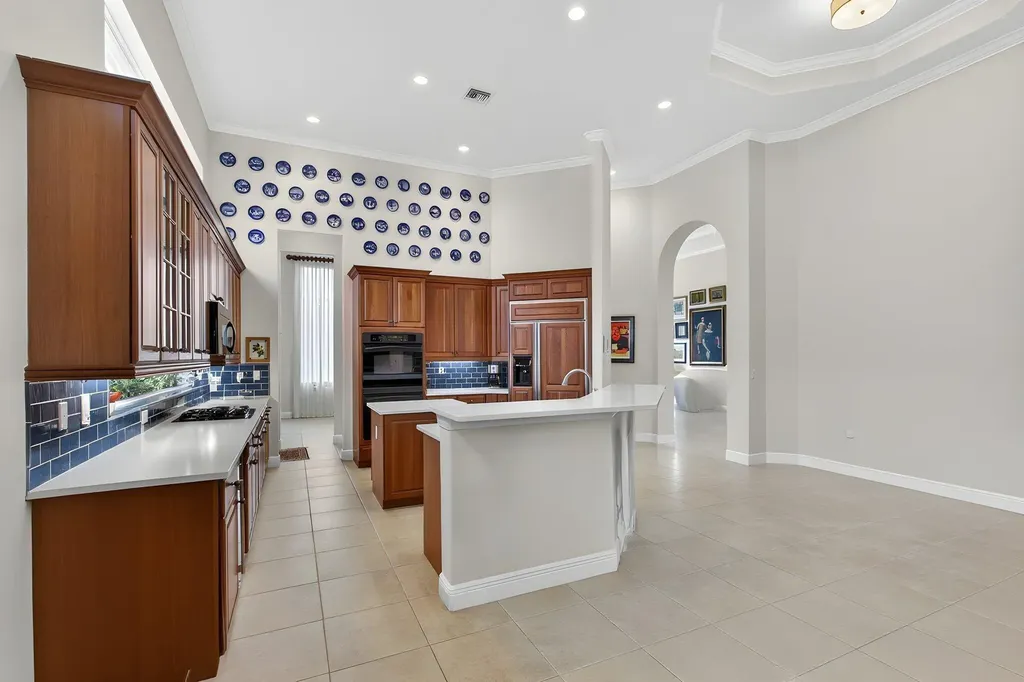 540 Les Jardin Drive Palm Beach Gardens FL 33410