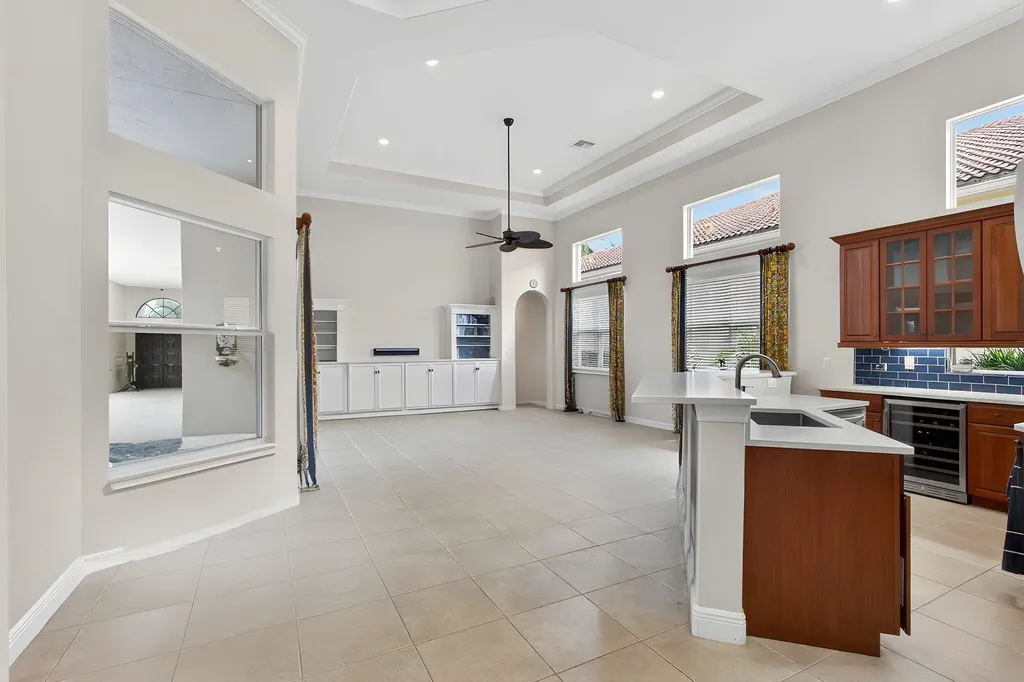 540 Les Jardin Drive Palm Beach Gardens FL 33410