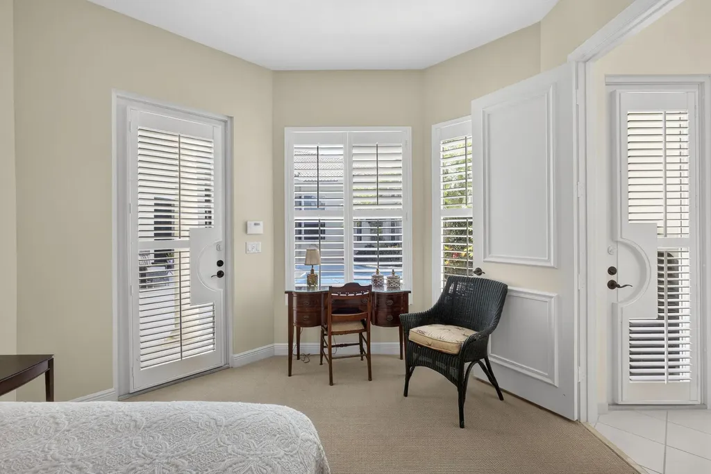 540 Les Jardin Drive Palm Beach Gardens FL 33410
