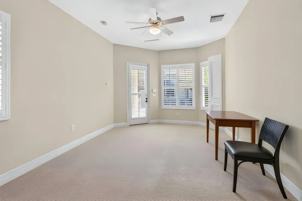540 Les Jardin Drive Palm Beach Gardens FL 33410
