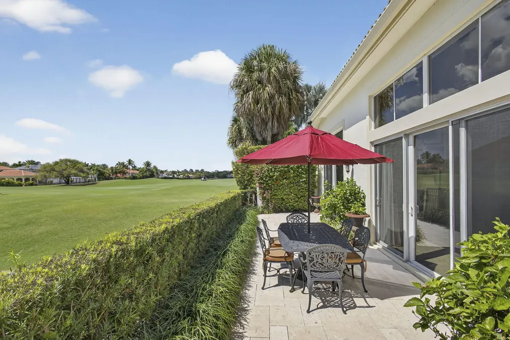 540 Les Jardin Drive Palm Beach Gardens FL 33410