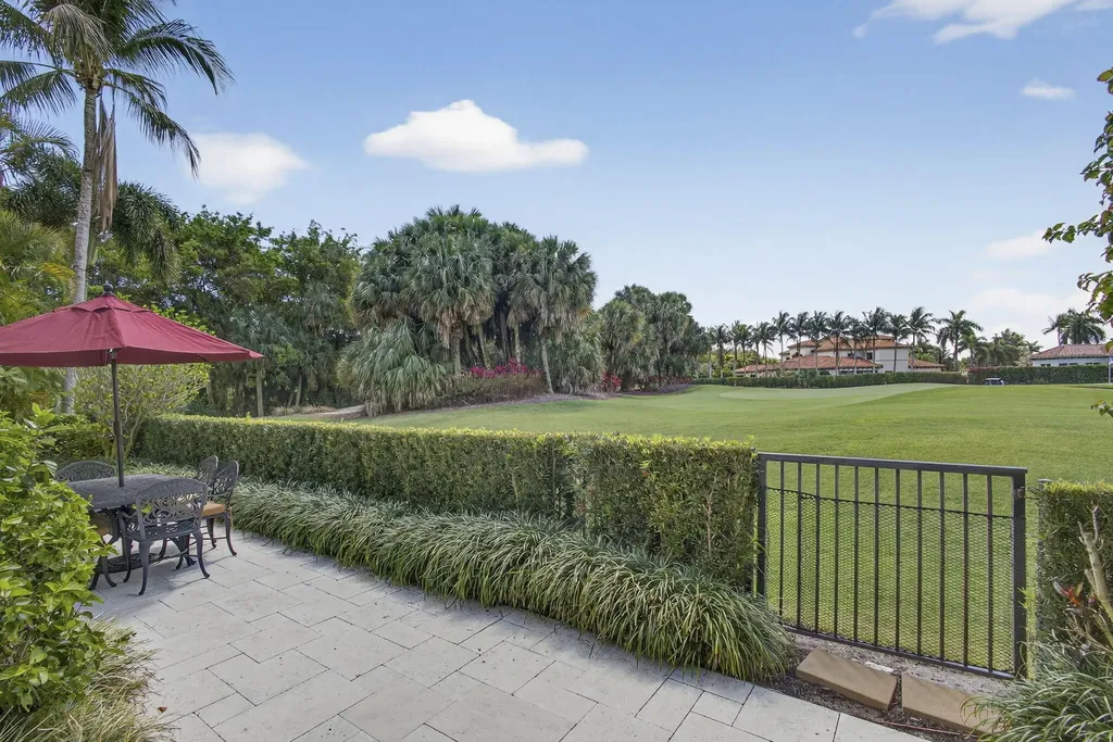 540 Les Jardin Drive Palm Beach Gardens FL 33410