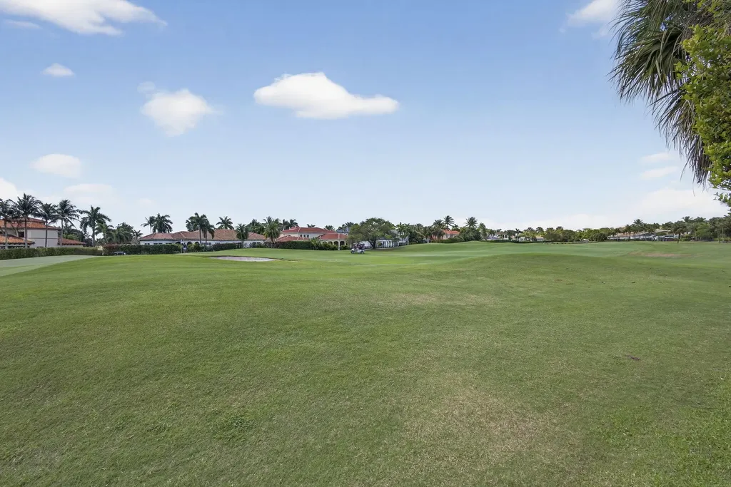 540 Les Jardin Drive Palm Beach Gardens FL 33410