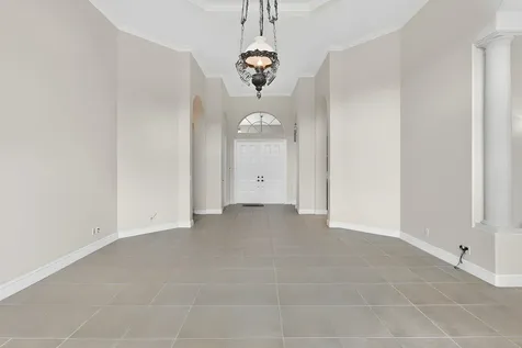 540 Les Jardin Drive Palm Beach Gardens FL 33410