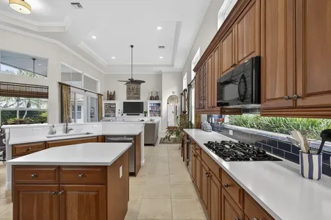 540 Les Jardin Drive Palm Beach Gardens FL 33410