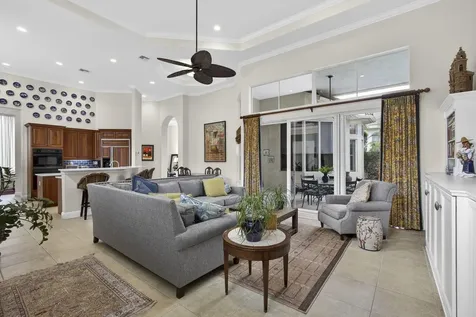 540 Les Jardin Drive Palm Beach Gardens FL 33410