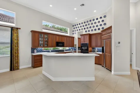 540 Les Jardin Drive Palm Beach Gardens FL 33410