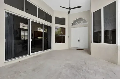 540 Les Jardin Drive Palm Beach Gardens FL 33410