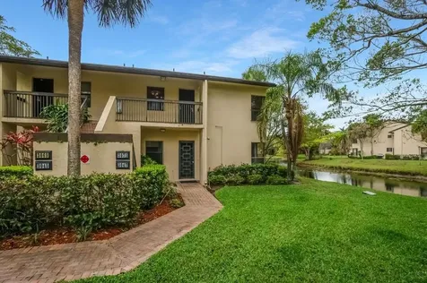 3047 Carambola Circle S Coconut Creek FL 33066