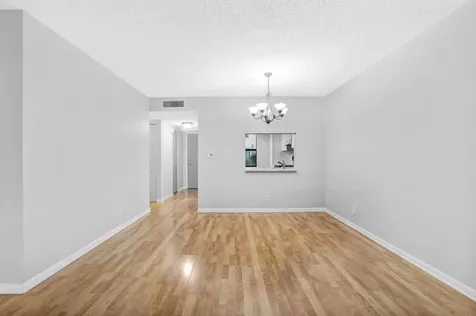3047 Carambola Circle S Coconut Creek FL 33066