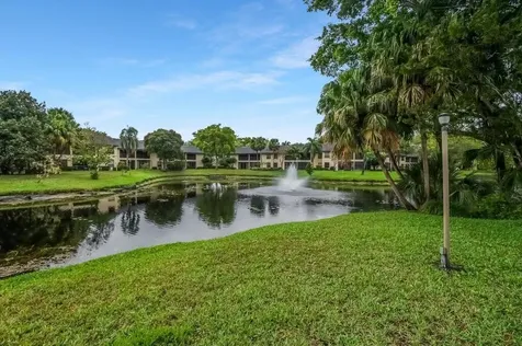 3047 Carambola Circle S Coconut Creek FL 33066