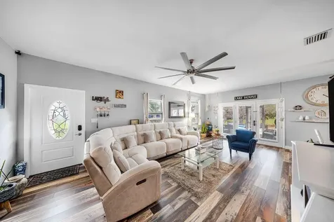 200 E Hemingway Circle Margate FL 33063