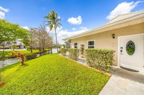 200 E Hemingway Circle Margate FL 33063