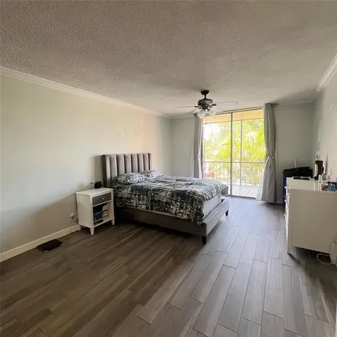 3900 N Hills Drive Hollywood FL 33021