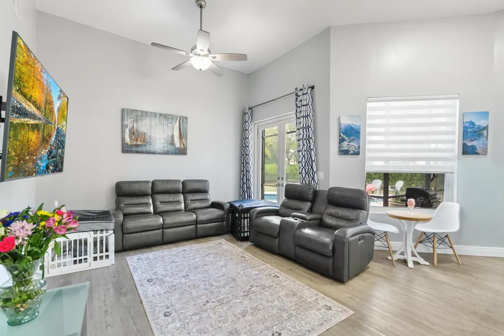 102 SW 120th Lane Coral Springs FL 33071