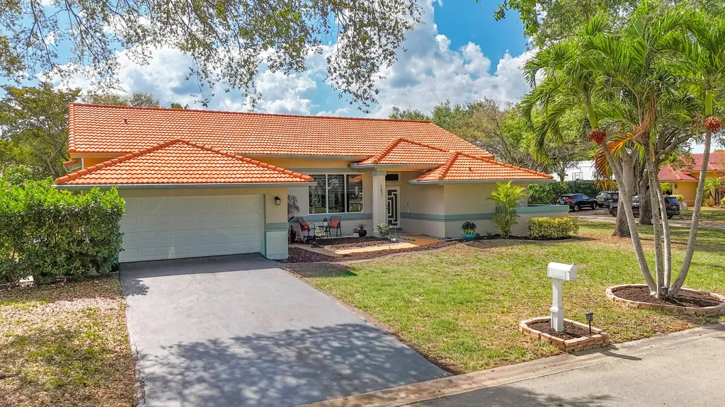 102 SW 120th Lane Coral Springs FL 33071