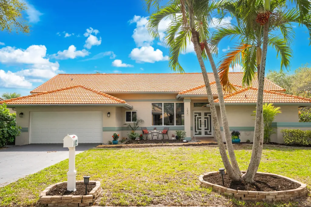 102 SW 120th Lane Coral Springs FL 33071