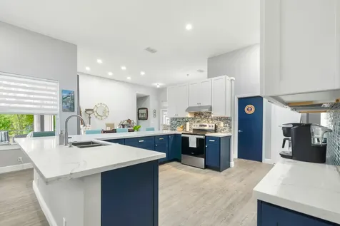 102 SW 120th Lane Coral Springs FL 33071