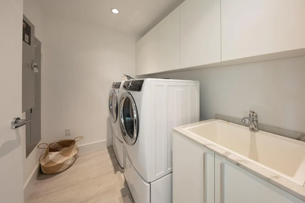 353 Sunset Drive Fort Lauderdale FL 33301