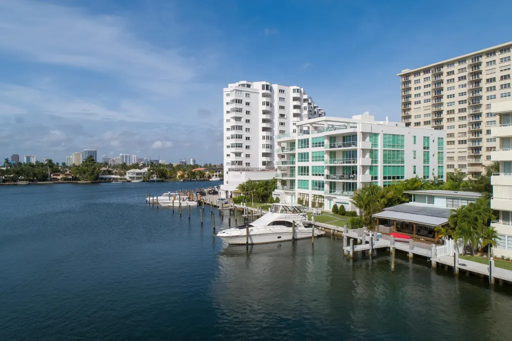 353 Sunset Drive Fort Lauderdale FL 33301