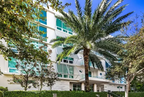 353 Sunset Drive Fort Lauderdale FL 33301