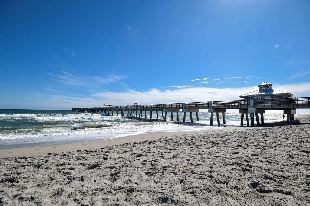 2056 Windward Way Jupiter FL 33477