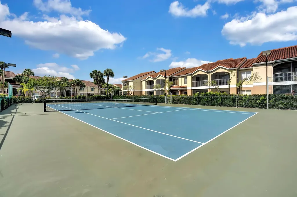 815 W Boynton Beach Boulevard Boynton Beach FL 33426