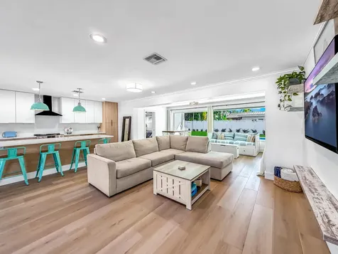 1098 W Camino Real Boca Raton FL 33486