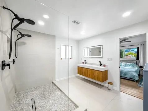 1098 W Camino Real Boca Raton FL 33486